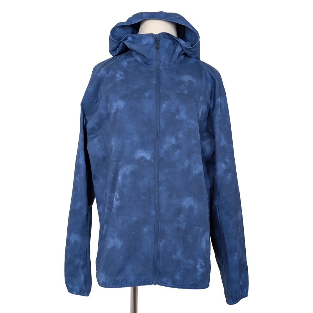 (Free with Purchase) Uniqlo Blue Shell UV Protection Water Repellent Size S